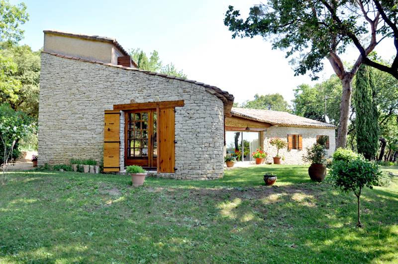 acheter villa en pierres drome sud